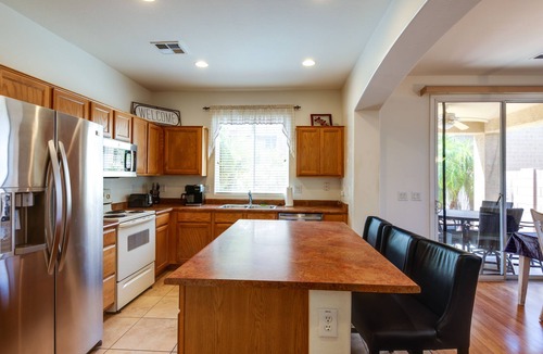 South Mountain House | Beautiful Phoenix Home: Private Yard, Pool Access!