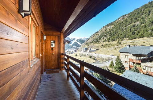 Soldeu Apartment | Beautiful Pleta in the Vall d'Incles HUT 7960