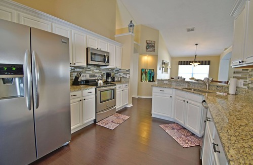 Eagle Pointe South House | Beautiful Pool Home With Kid's Play Room - Close to Theme Parks & Attractions