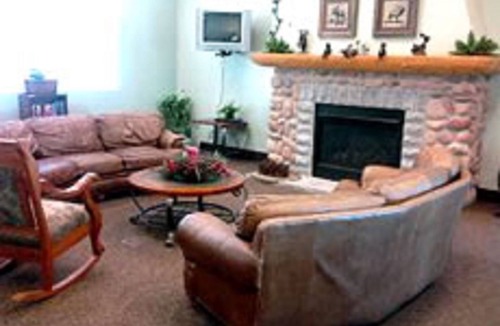 Powder Ridge Village Condo | Beautiful Powder Ridge Resort (Ski in /Ski Out) Best Value In Utah!