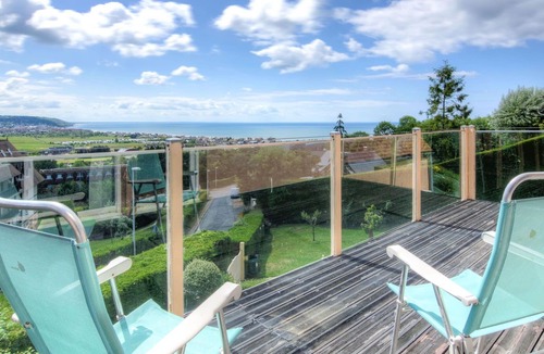 Benerville-sur-Mer House | Beautiful private villa with WIFI, TV, terrace, pets allowed, panoramic view and parking