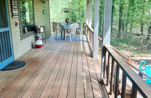 Tumbling Shoals House | Beautiful private home located only 5 min from the lake .