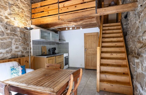 Sainte-Marguerite-Lafigere House | Beautiful private villa for 3 people with A/C, TV and terrace