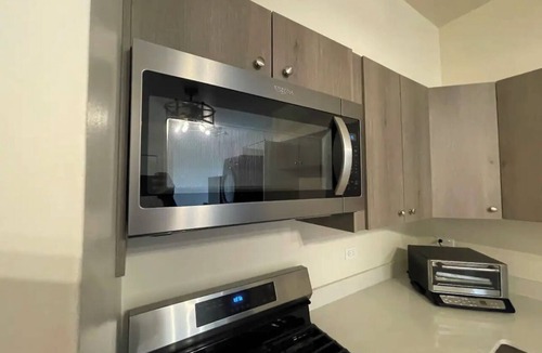 Riverside Apartment | Beautiful & Private, 1bdrm, 1bath washer & dryer in unit. Free Private Parking