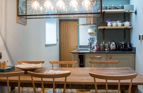 Clevedon Cottage | Beautiful Private Cottage