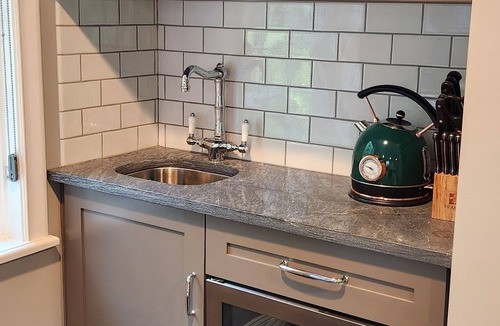 Larchmont Apartment | Beautiful private guesthouse in Larchmont