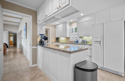 Rockwell House | Beautiful, Private Lake House with Double Dock