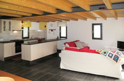 Ponto Valentino House | Beautiful private villa for 8 people with TV, patio and pets allowed