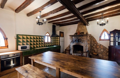 El Catllar House | Beautiful private villa for 20 guests with WIFI, private pool, TV, pets allowed and panoramic view