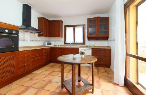 L'Ampolla Villa | Beautiful private villa for 8 guests with private pool, TV, patio, pets allowed and panoramic view
