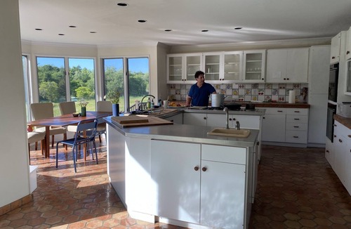 Ipswich House | Beautiful private views on 9 sunny acres