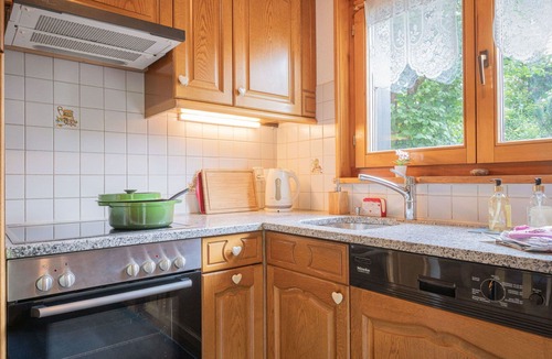 Ovronnaz House | Beautiful private villa for 7 guests with WIFI, TV, terrace and pets allowed