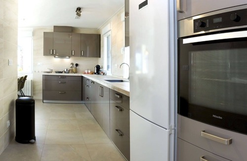 Alcalali Villa | Beautiful private villa with WIFI, A/C, private pool, TV, patio, pets allowed and panoramic view
