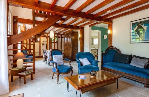 Trouville-sur-Mer House | Beautiful private villa for 4 people with WIFI, TV and terrace