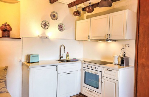 San Nazzaro House | Beautiful private villa for 5 guests with TV, balcony and pets allowed