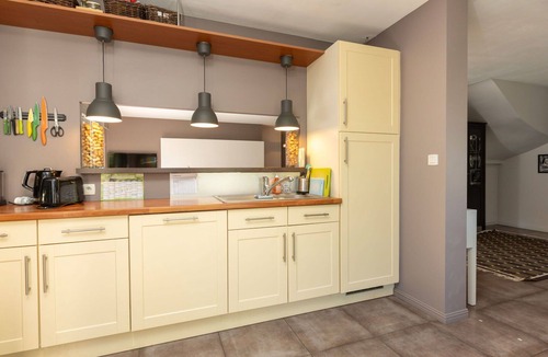 Cancale House | Beautiful private villa for 9 people with private pool, WIFI, TV, terrace and parking