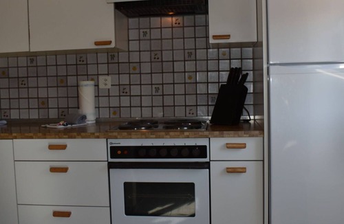 Gordola House | Beautiful private villa for 4 people with TV, patio, pets allowed and panoramic view