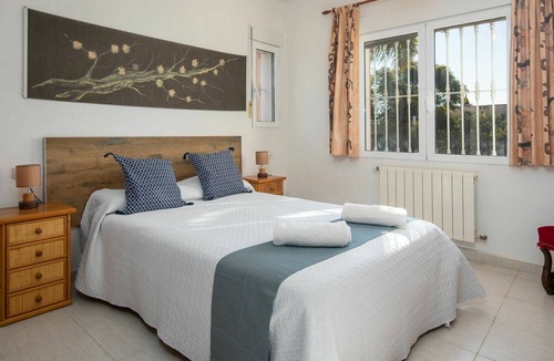 Costa Nova House | Beautiful private villa for 6 people with A/C, WIFI, private pool, TV, patio and parking