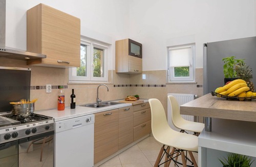 Prodol House | Beautiful private villa for 8 guests with A/C, WIFI, private pool, TV and terrace