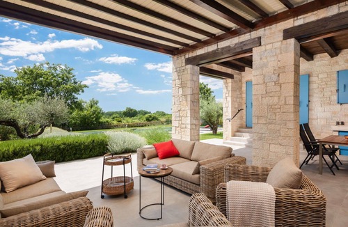 Mofardini House | Beautiful private villa with WIFI, private pool, A/C, TV, terrace, pets allowed and panoramic view