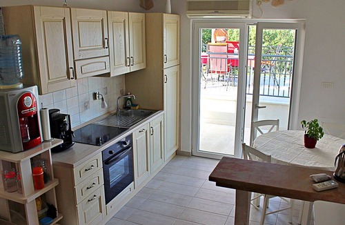 Central Dalmatia House | Beautiful private villa with private pool, WIFI, A/C, TV, terrace, pets allowed and parking