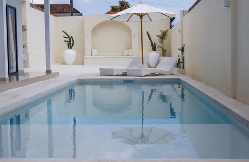 Padonan Villa | Beautiful private villa w/stunning pool, daily cleaners, chef and driver