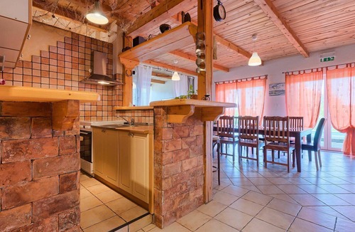 Kaldanija House | Beautiful private villa with hot tub, private pool, WIFI, A/C, TV, terrace and pets allowed
