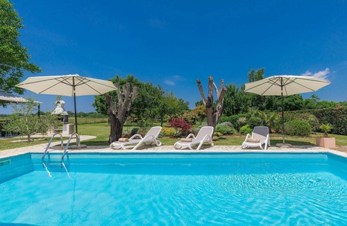Kaldanija House | Beautiful private villa with hot tub, private pool, WIFI, A/C, TV, terrace and pets allowed