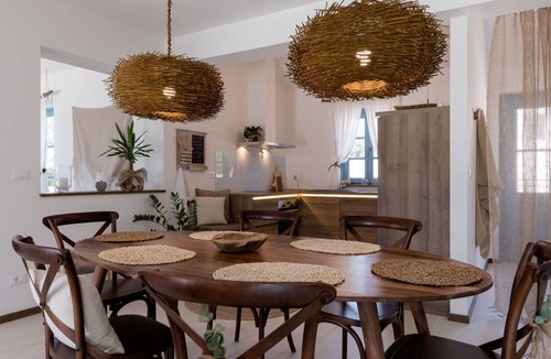 Vardica House | Beautiful private villa with WIFI, private pool, hot tub, A/C, TV, patio and pets allowed