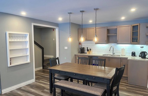 Bobcaygeon Cottage | Beautiful Private Waterfront Cottage