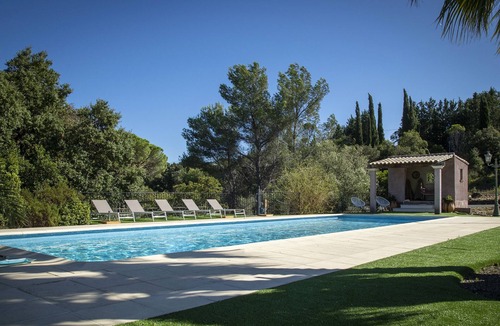 Saint-Raphael Villa | Beautiful provencal house in the heart of the Esterel with pool, tennis