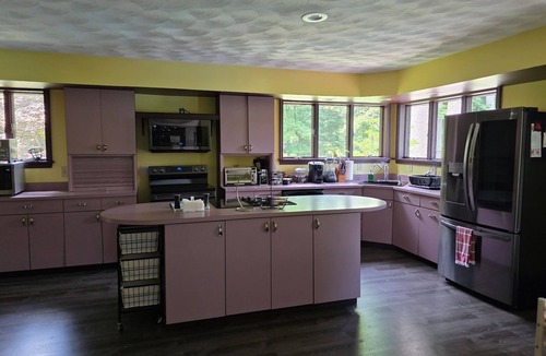 Lake Luzerne House | Beautiful Ranch on private lake in the Adirondacks