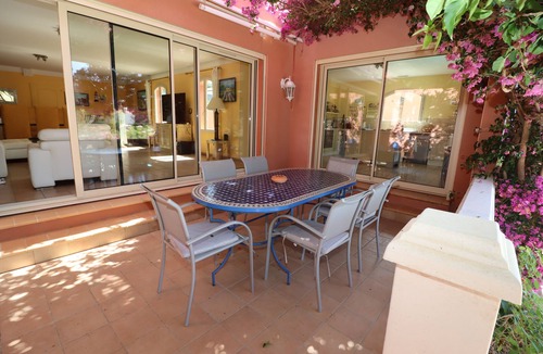 Leucate House | Beautiful recent house with swimming pool surrounded by flowers 1 km from the beach