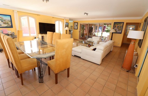 Leucate House | Beautiful recent house with swimming pool surrounded by flowers 1 km from the beach