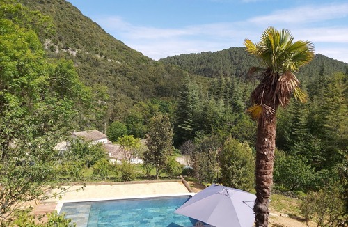 Banne House | BEAUTIFUL RECENT PROPERTY WITH ALL COMFORT, 5 MINS FROM VANS