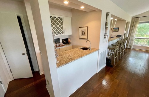 Lakeway House | Beautiful remodeled lake view home, Modified new rates for fall.
