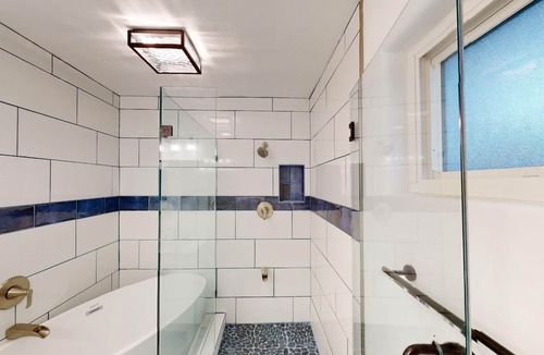 Uptown House | Beautiful Remodeled Single Family Home Near Freeway Access Shopping and Dining