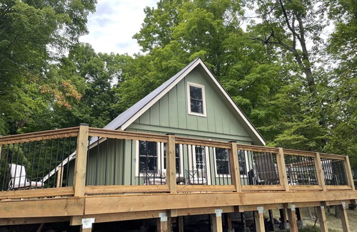 Rideau Lakes Cottage | Beautiful Remodelled Private Cottage on the Upper Rideau Lake