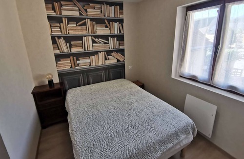Chorges Apartment | Beautiful renovated house of 80m2 in the center of Chorges