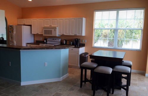 North Naples Condo | Beautiful Renovated Spacious Second Floor Condo