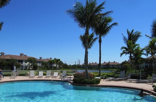 North Naples Condo | Beautiful Renovated Spacious Second Floor Condo