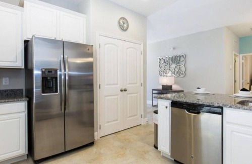 Loughman House | Beautiful resort pool home, jacuzzi, great location, disabled access!