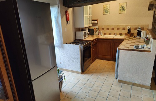 Sermaise Cottage | Beautiful restored 15th century cottage in rural very peaceful location