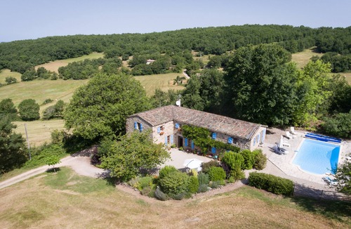 Penne House | Beautiful restored farmhouse with pool, very private.