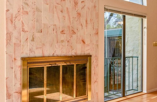 San Leanna House | Beautiful Retreat Minutes From Downtown