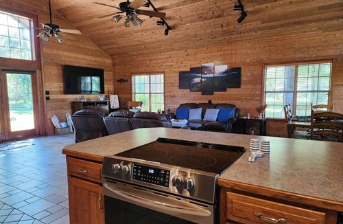 Heber Springs House | Beautiful River Front Cabin with Private Dock! Perfect spot for Trout Fishing!