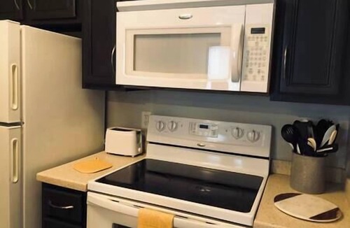 North Capitol Apartment | Beautiful Riverfront Condo in Downtown Nashville