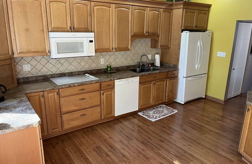 McHenry House | Beautiful Riverhaus Setting