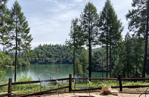 Chicago Park Apartment | Beautiful Rollins Lake Inn - Studio Cabin #1