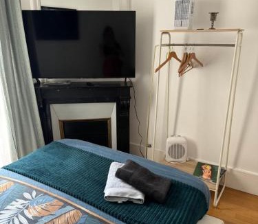 Ternes Apartment | Beautiful Rooms nearby Champs Elysées